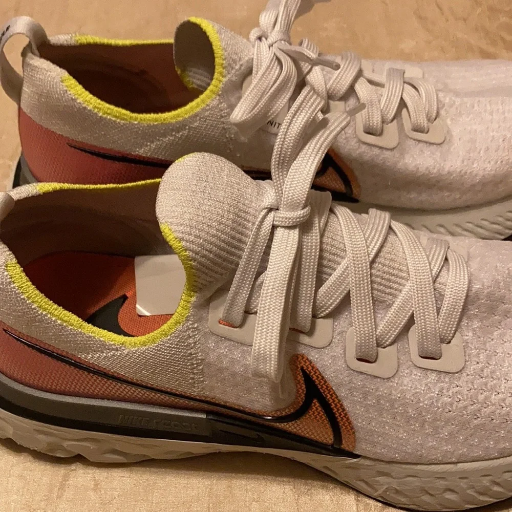 NIKE REACT INFINITY RUN FLYKNIT